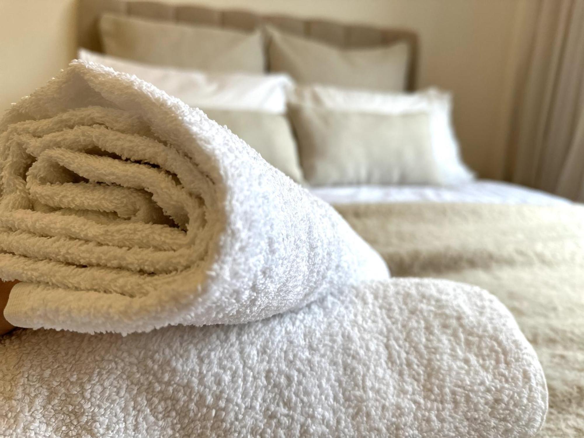 Private Room With En-Suite And Parking In Shared Flat Глазгоу Екстериор снимка